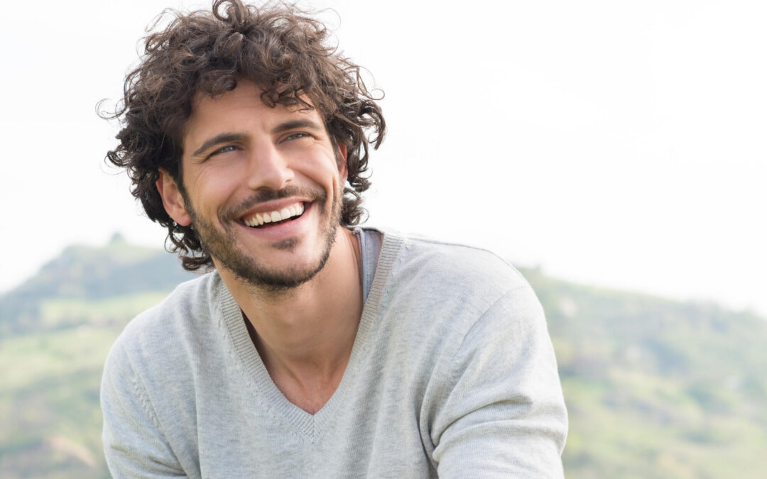 Eat Confidently with Invisalign: Follow These Essential Do’s & Don’ts